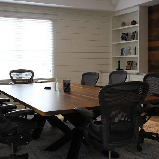 Kalka Law Group personal injury lawyers in Lawrenceville, GA, meeting room alternate view